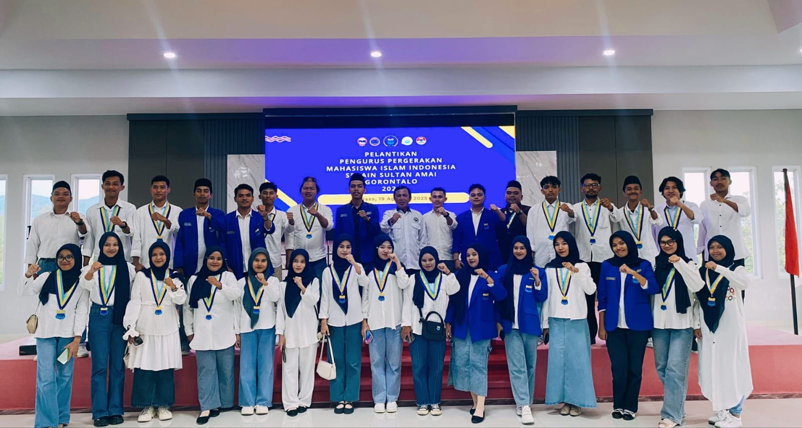Ketua IKA PMII Kota Gorontalo bersama Para Pengurus PMII Cab. Kota Gorontalo, Komsat dan Rayon Rayon IAIN Sultan Amai Gorontalo masa khidmat 2024 - 2025. (Foto: Annahdlah)