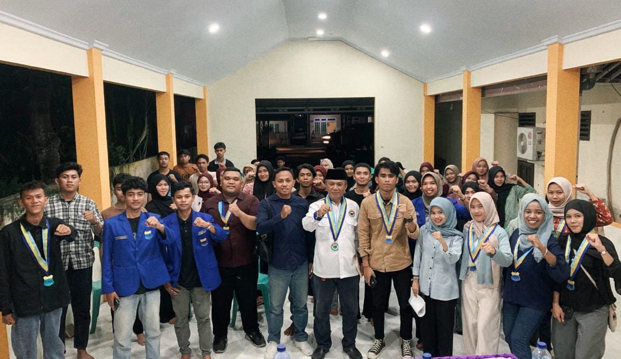 Peserta MAPABA PMII Rayon Adam Smith dan Rayon Maritim Komsat PMII UNG. (Foto: Annahdlah)