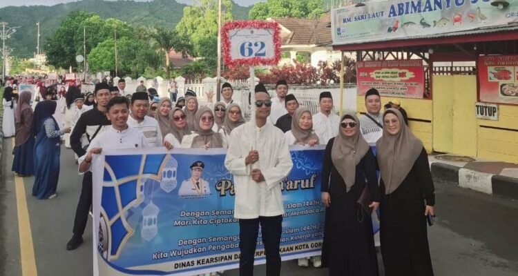 Para Peserta Pawai Ta'aruf dalam Rangka Tahun baru Islam 1447 H/2025 di Kota Gorontalo. (Foto: annahdlah)