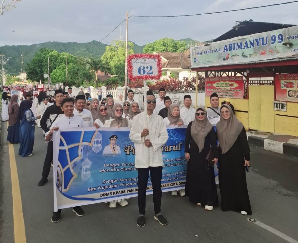 Para Peserta Pawai Ta'aruf dalam Rangka Tahun baru Islam 1447 H/2025 di Kota Gorontalo. (Foto: annahdlah)
