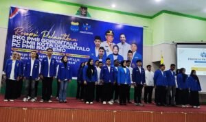 Pelantikan bersama PKC PMII Gorontalo, PC. PMII Kota Gorontalo dan PC. PMII Kab. Boalemo, bertempat di El Hajj Convention Center. (Foto: Emha/Annahdlah.com)