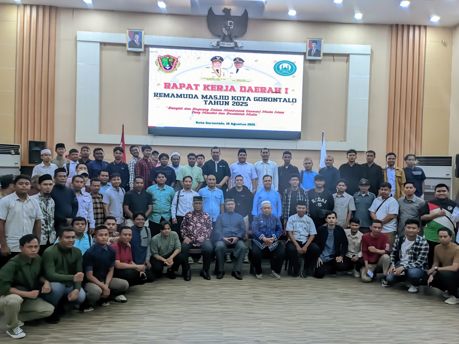 Dewan Pembina bersama Remamuda Masjid Kota Gorontalo Menggelar Rapat Kerja Daerah (Rakerda) I tahun 2025, di Banthayo Yiladia Kota Gorontalo, Selasa 19 Agustus 2025. (Foto: Annahdlah.com)
