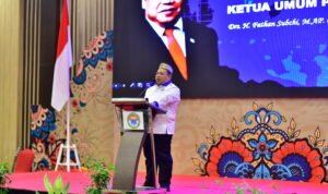 Sambutan Arahan Ketum PB IKA PMII Fathan Subchi dalam rangka Pelantikan PC IKA PMII se Gorontalo Masa Khidmat 2025 - 2030 di Aston Hotel Gorontalo. (Foto: Annahdlah)