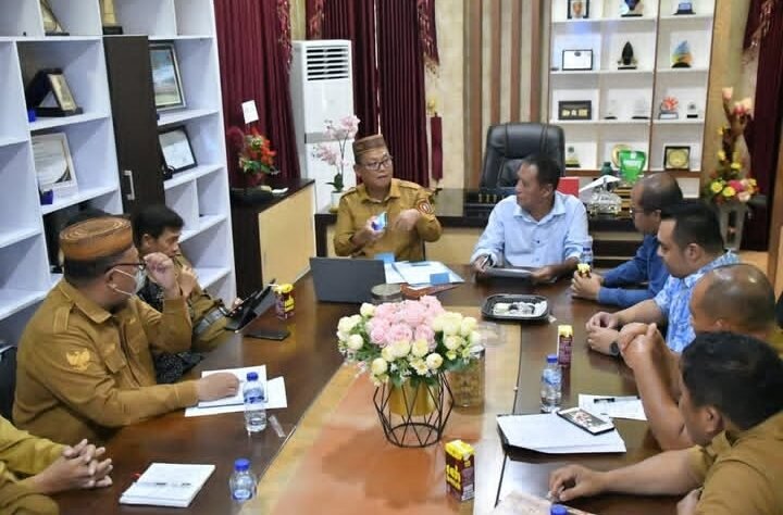 Bupati Gorontalo Utara Thariq Modanggu Saat Pelaksanaan Raker BKSU di Gorontalo Utara. (Foto Annahdlah)