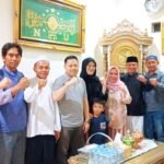 Majelis Pertimbangan Ibu Hj. Farida Napu bersama Ketua Umum IKA PMII Kota Gorontalo Muchlis S.Huntua bersama jajaran pengurusnya. Foto: (Annahdlah)