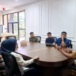 Silaturrahim Cipayung Plus bersama Kabid Pemuda Disparekrafpora Prov. Gorontalo diruang Rapat Disparekrafpora. (Foto: humas IT)