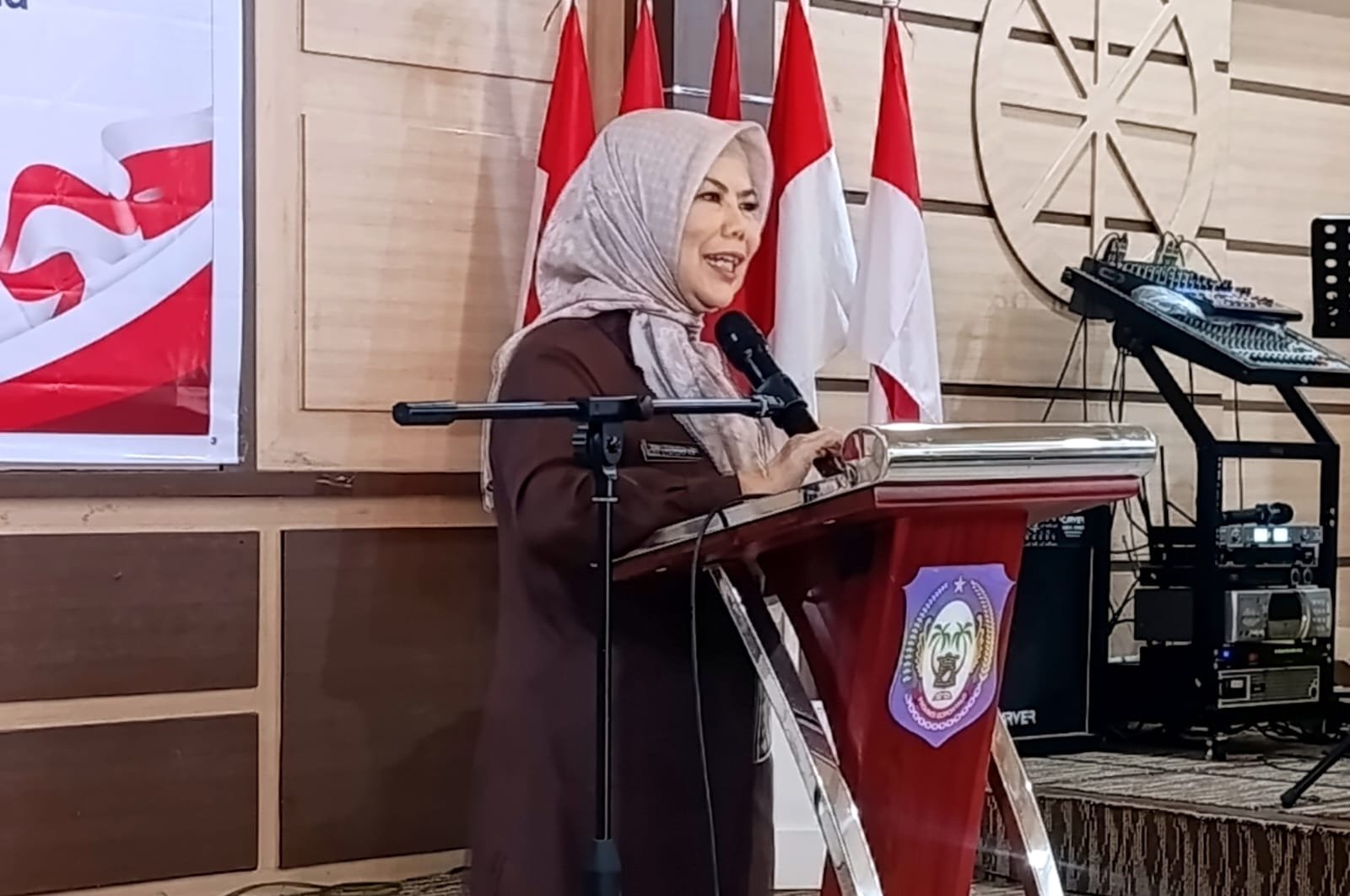Wakil Gubernur Gorontalo Iddah Syahidah saat memberikan sambutan acara HUT ke 64 PWRI di rujab Wakil Gubernur. (Foto: Annahdlah)