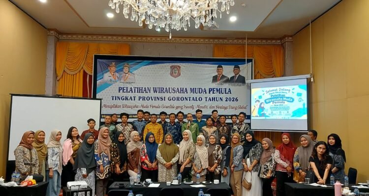 Kabid Pemuda Muchlis S.Huntua, menutup Pelatihan WMP Provinsi Gorontalo tahun 2026 di Hotel Grand Q Kota Gorontalo. (Foto:Annahdlah)